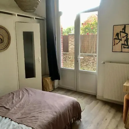 Loft Avec Jardin Privatif *